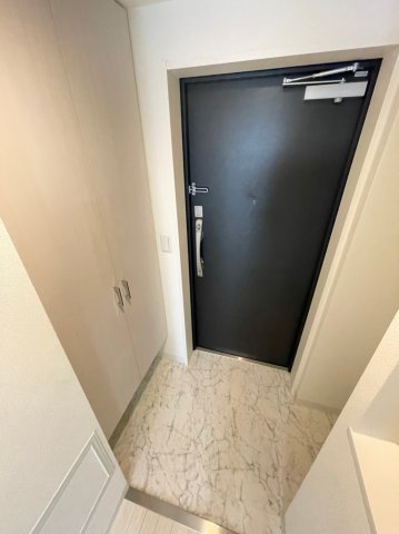 玄関　シンプルで使いやすい玄関です