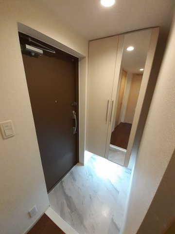 玄関　シンプルで使いやすい玄関です