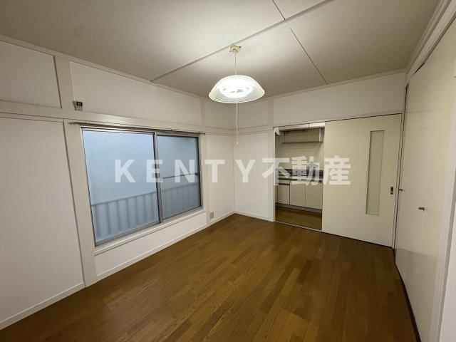 居室・リビング　ゆったりとした居間です