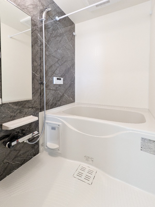 バス・シャワールーム　図面と現状に相違がある場合には現状を優先