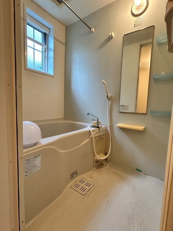 バス・シャワールーム　図面と現状に相違がある場合には現状を優先