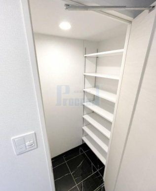 玄関　たっぷりシューズボックス☆