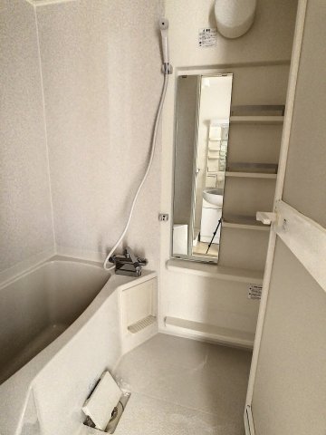 バス・シャワールーム　2022年10月撮影※現況を優先します