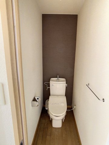 トイレ　2022年10月撮影※現況を優先します