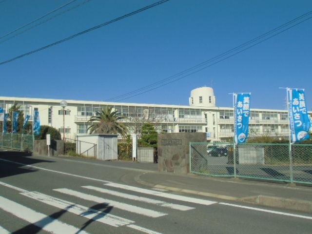 中学校　掛川市立東中学校（中学校）まで1940m