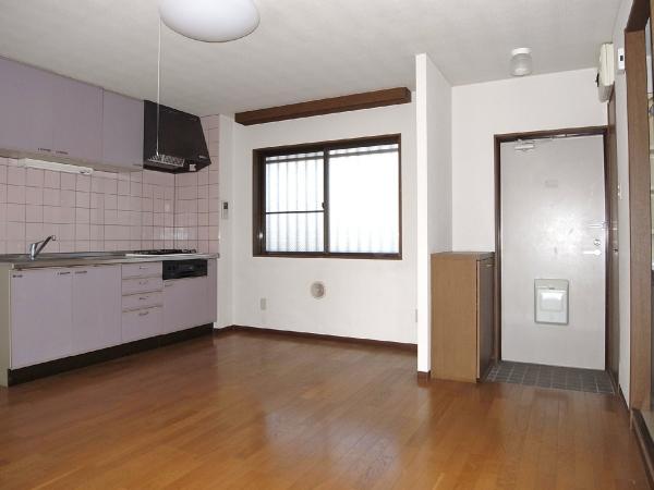 居室・リビング　内装