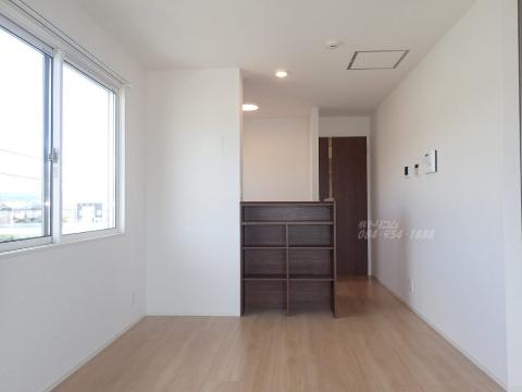 居室・リビング　対面キッチン仕様のLDK