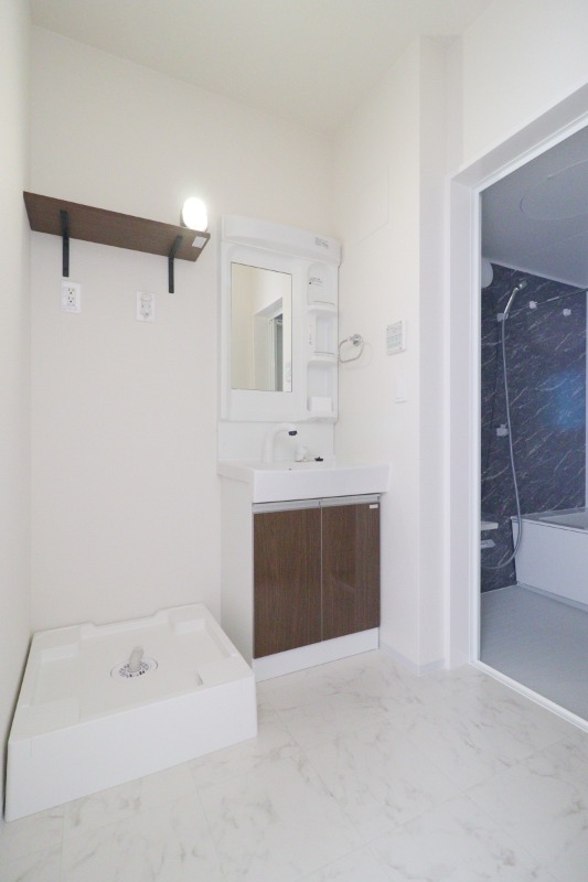 洗面設備　図面と現状に相違がある場合には現状を優先