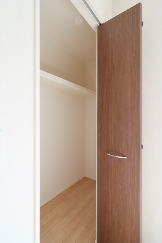 バルコニー　図面と現状に相違がある場合には現状を優先