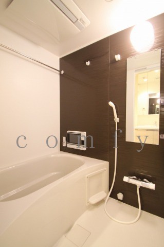 バス・シャワールーム　バスルーム