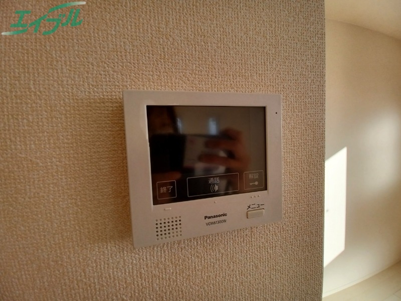 セキュリティ　同型参考写真