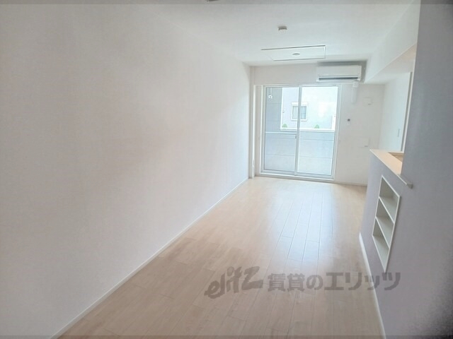 居室・リビング　同仕様