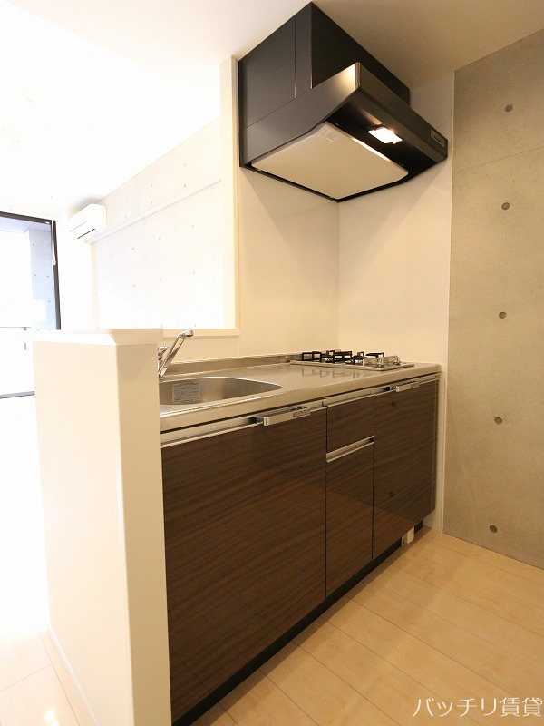 キッチン　※同型タイプ写真の為、現状優先。初期費用分割可能
