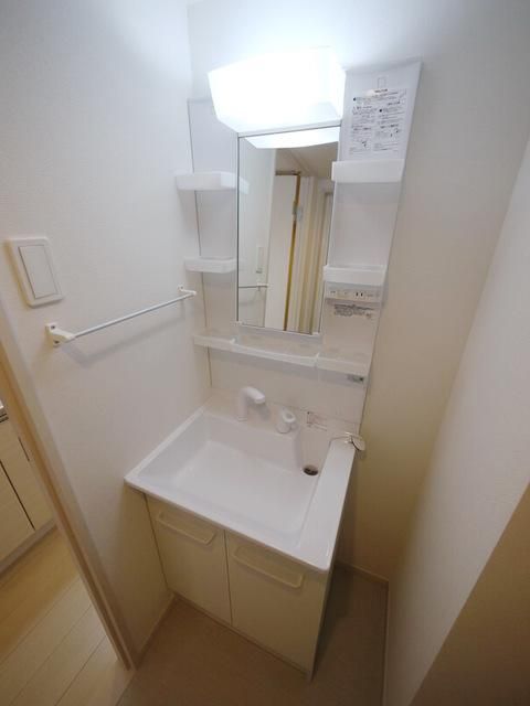 洗面設備　★独立洗面台の様子★