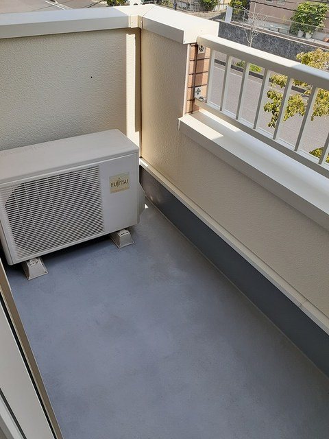 バルコニー　バルコニー