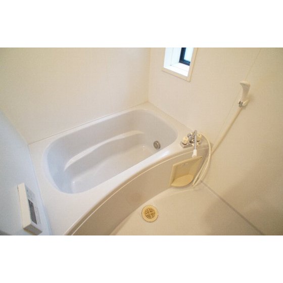 バス・シャワールーム　追い炊き付き