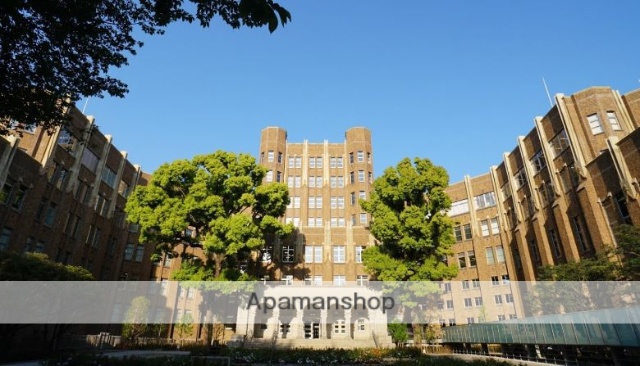 病院　東京大学医科学研究所附属病院（病院）まで981m