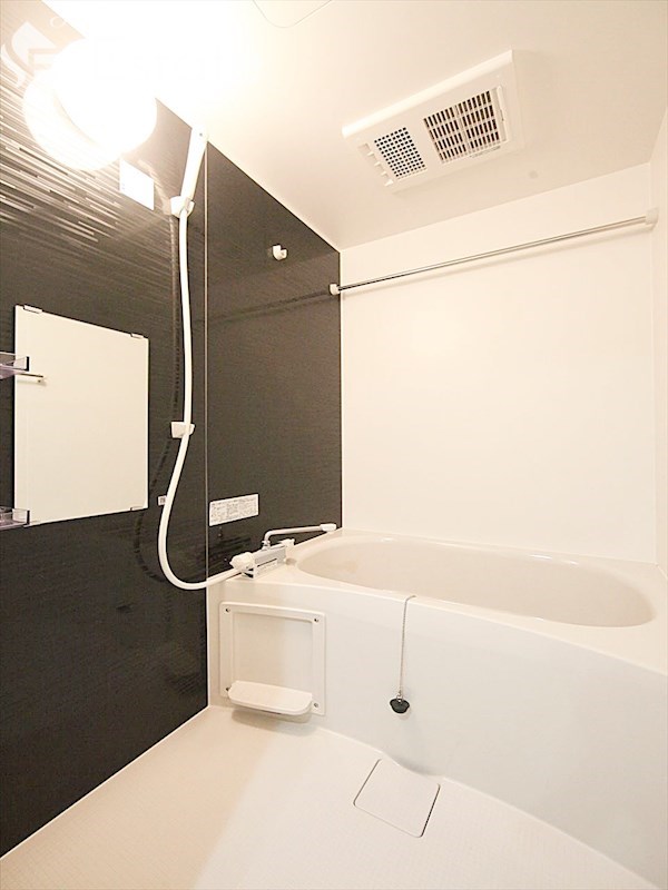 バス・シャワールーム　バスルーム