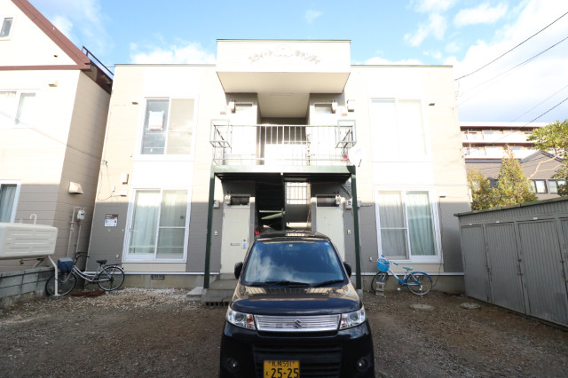 建物外観　正面♪
