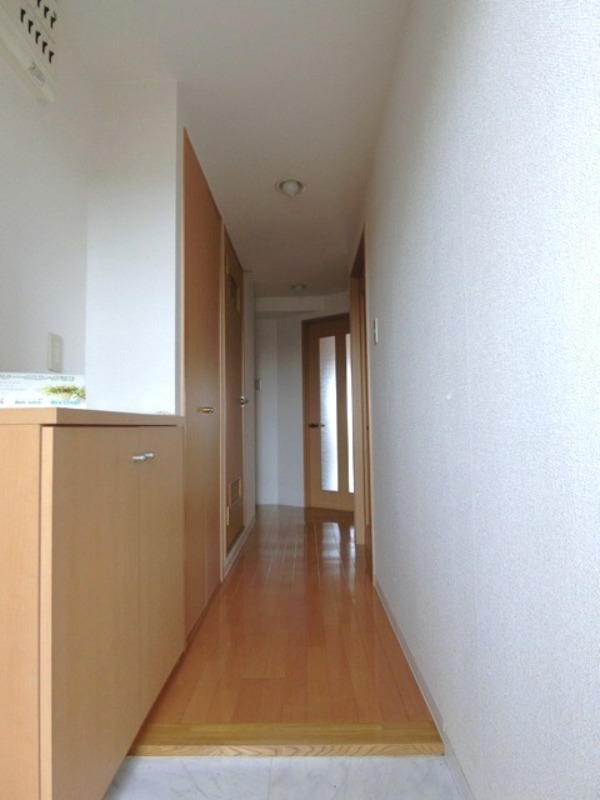 玄関　図面と現状に相違がある場合には現状を優先