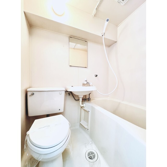 トイレ　同建物内別部屋参考写真