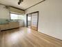 居室・リビング　角部屋住戸で過ごしやすく、おすすめです。