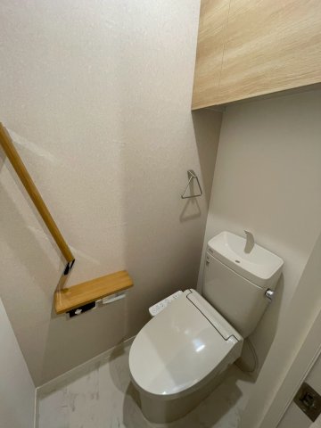 トイレ　※同物件別室参考写真