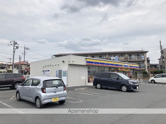 コンビニ　ミニストップ（コンビニ）まで325m