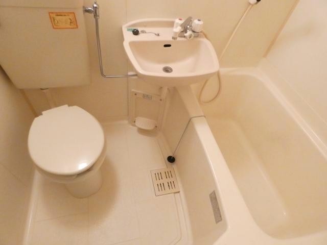 バス・シャワールーム　同型イメージ
