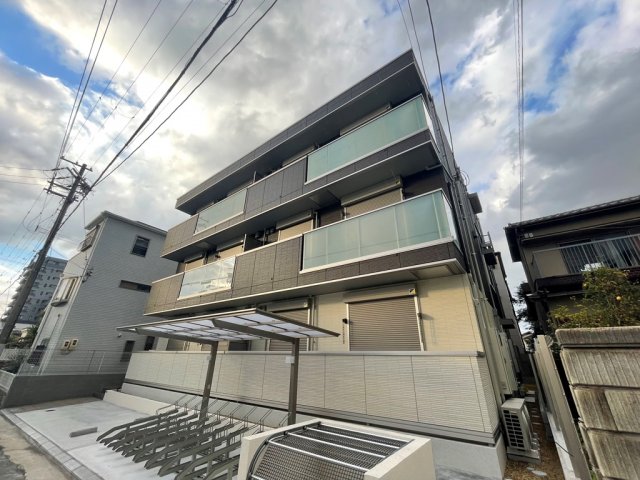建物外観　安心のオートロック付きです♪