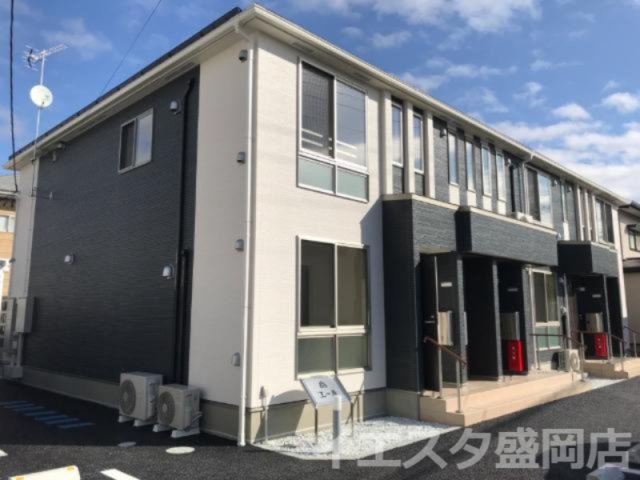 建物外観　外観写真（昼）