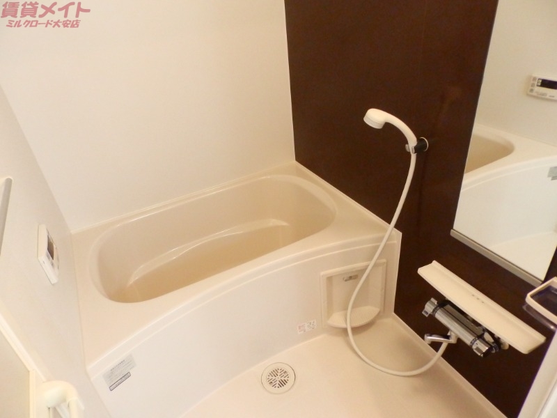 バス・シャワールーム　同型タイプ画像