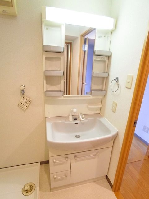 洗面設備　♪朝・晩の強い味方、独立洗面台♪