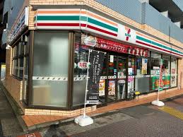 コンビニ　セブンイレブン練馬3丁目店（コンビニ）まで388m