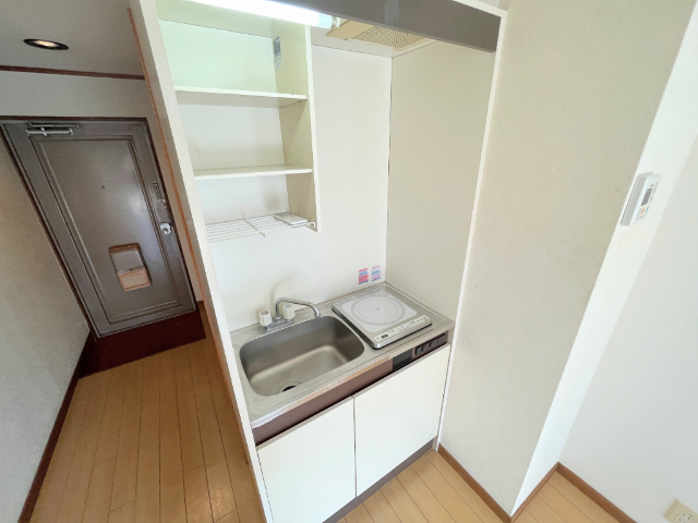 キッチン　１口ＩＨヒーターのキッチンです。