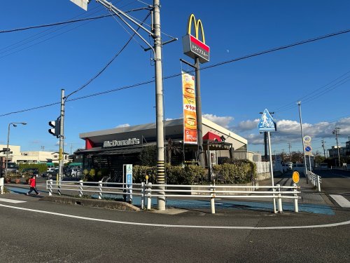 飲食店　マクドナルド 豊田若林店（飲食店）まで743m