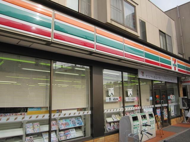 コンビニ　セブンイレブン立川諏訪通り店（コンビニ）まで300m