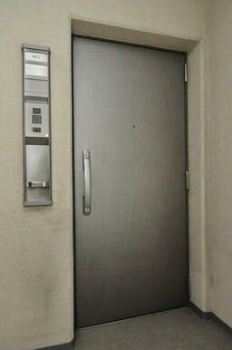 エントランス　エントランス