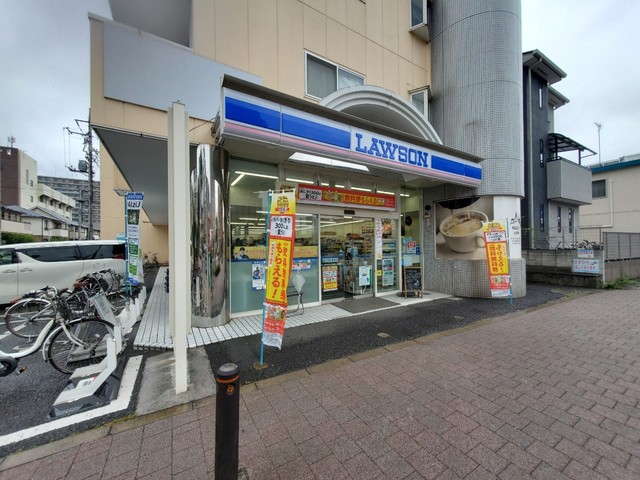 コンビニ　ローソン さいたま上木崎二丁目店（コンビニ）まで318m