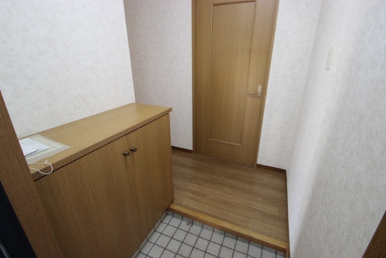 玄関　※別のお部屋のお写真です