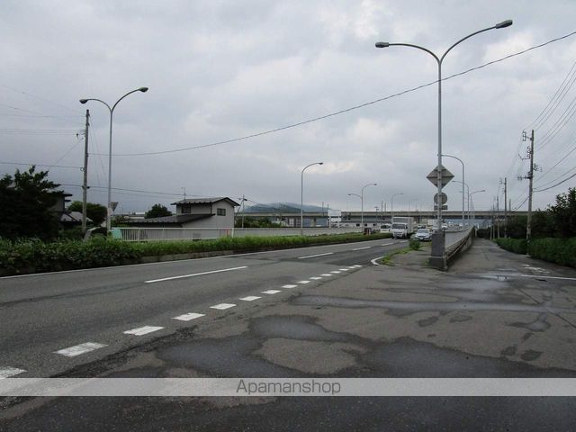 その他　周辺道路（その他）まで0m