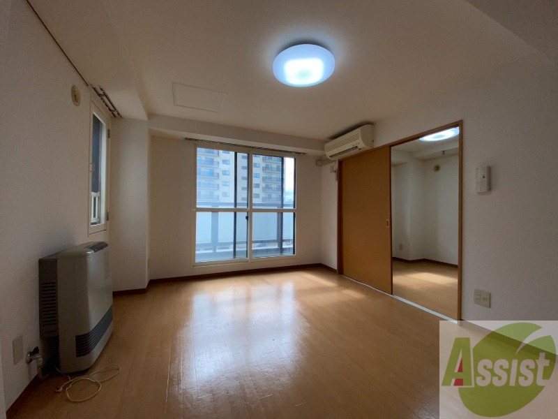 居室・リビング　広くてキレイなお部屋が広がっていて、充実した生活が送れそう。