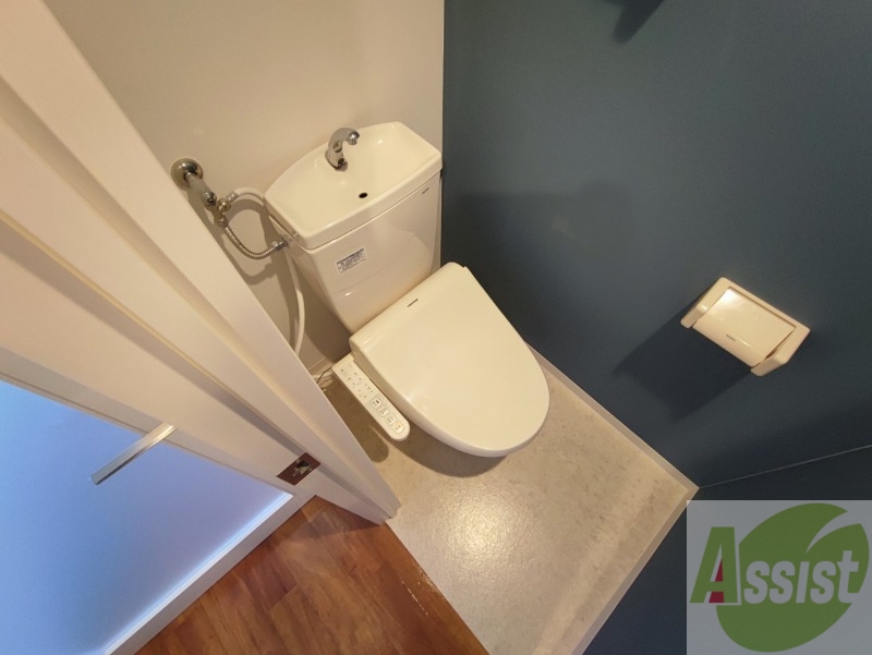 トイレ　トイレです。ウォシュレット付を探している方、おすすめです。