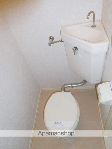 ＪＲ日豊本線 加治木駅 徒歩7分 2階建 築37年のトイレ写真