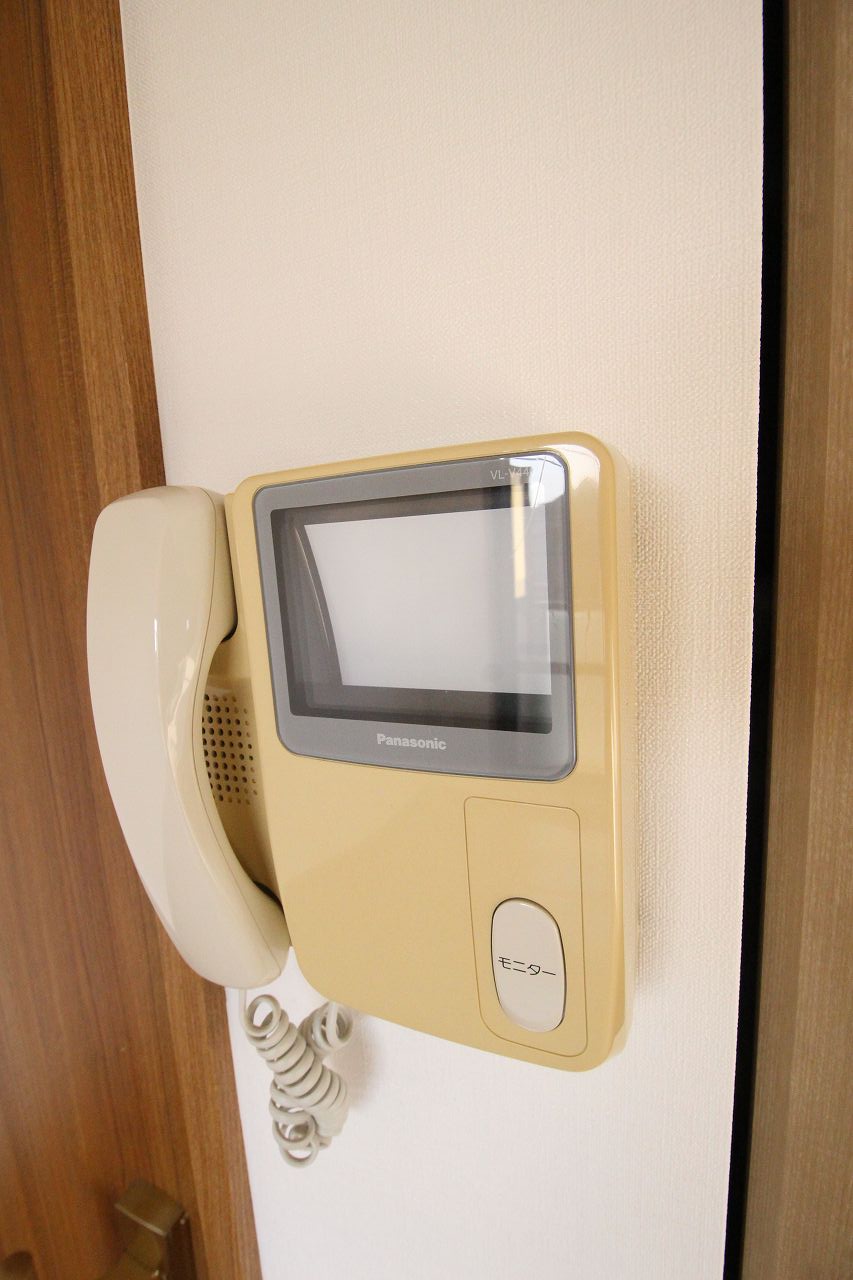 セキュリティ　同物件の別のお部屋です