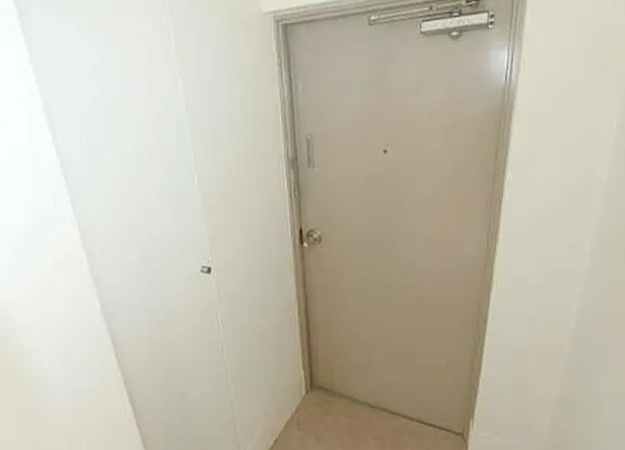 玄関　収納もある玄関です