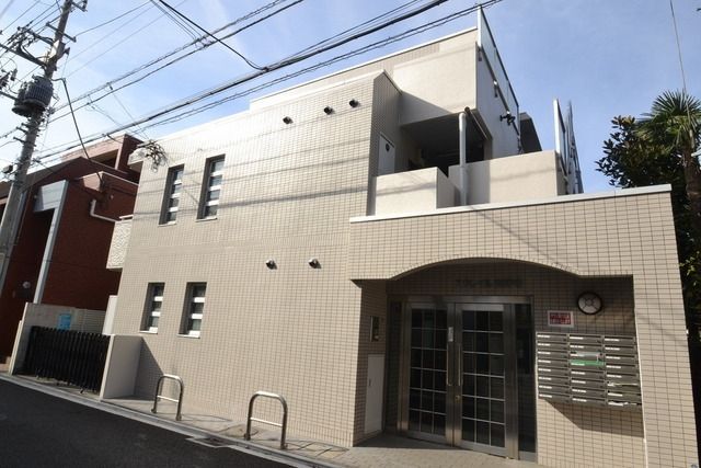 建物外観　モダンな印象のマンションです