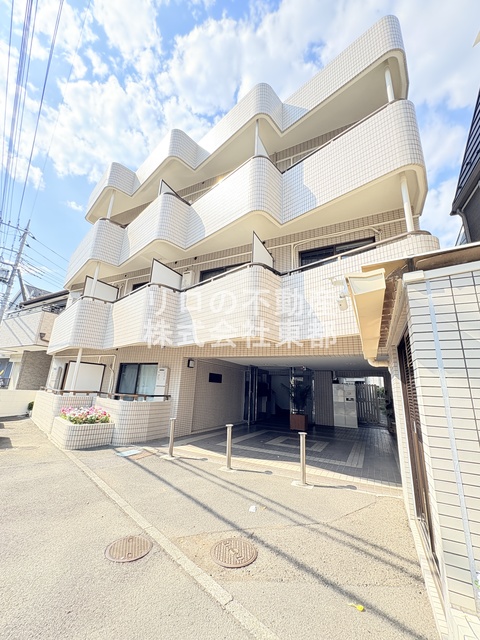 建物外観　丈夫な鉄筋コンクリート造マンションです☆