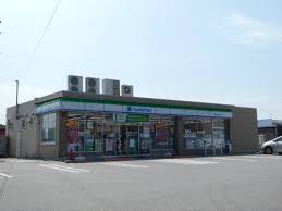 コンビニ　ファミリーマート 碧南六軒町店（コンビニ）まで287m