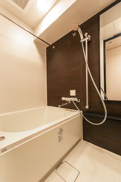バス・シャワールーム　バス※別部屋参考写真